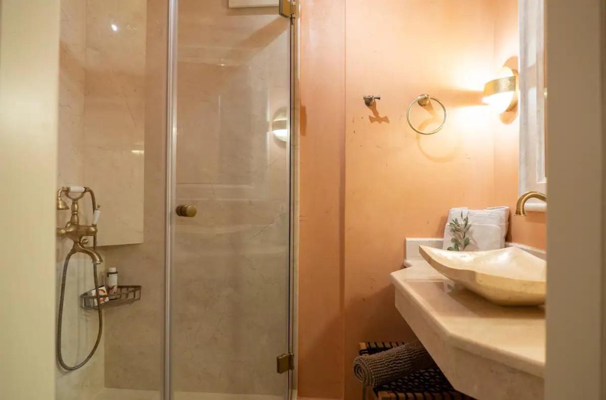 Unique Room With Indoor Pool & Attic Alli Meria エクステリア 写真